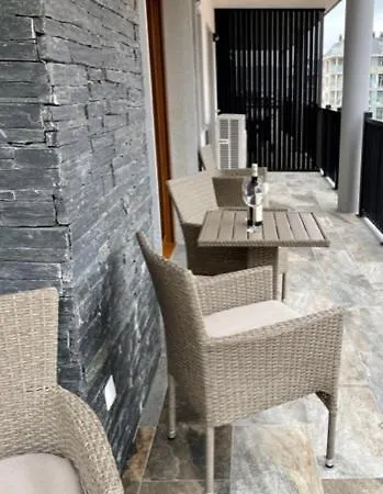 Areoura Luxury *